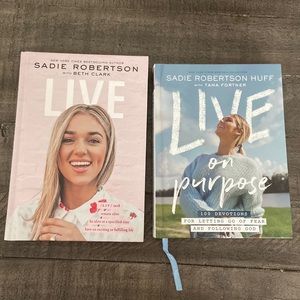 Sadie Robertson Live Book